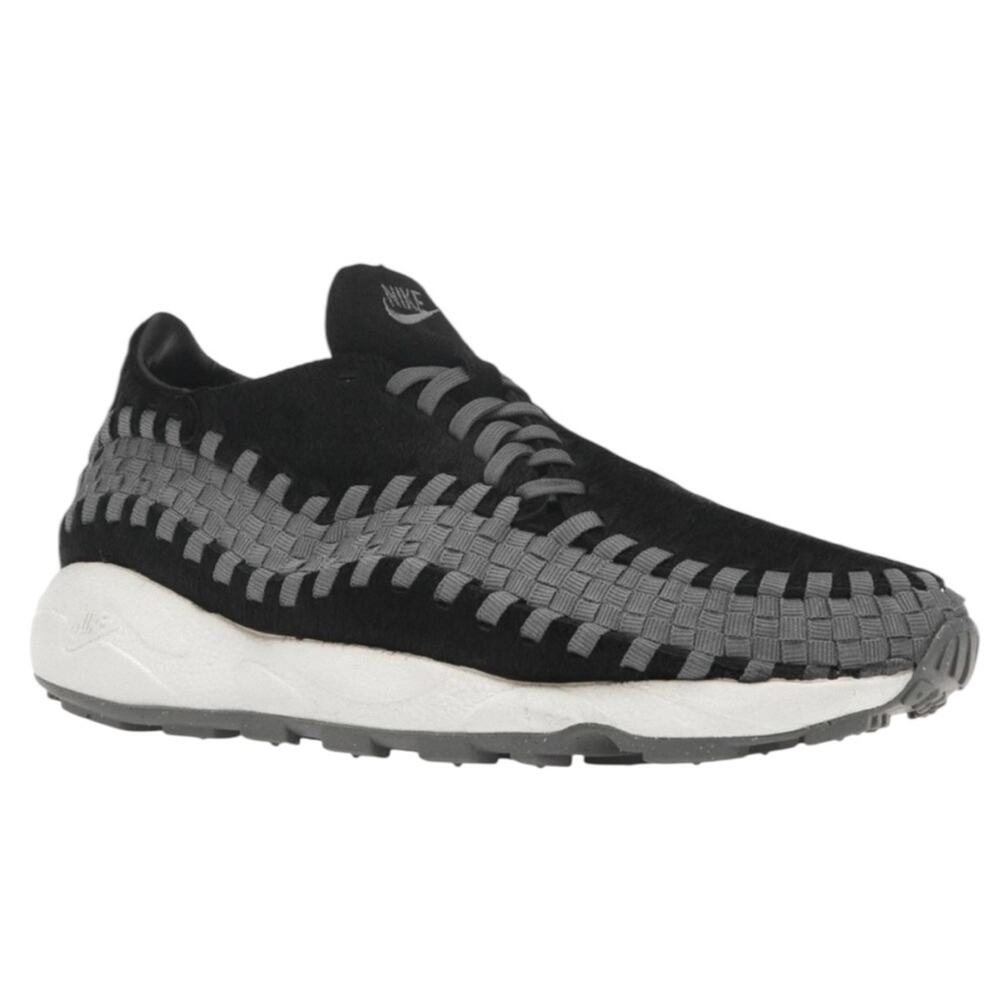 <<Nike Women’s Air Footscape Woven Sneaker Black/Grey – Sz 8